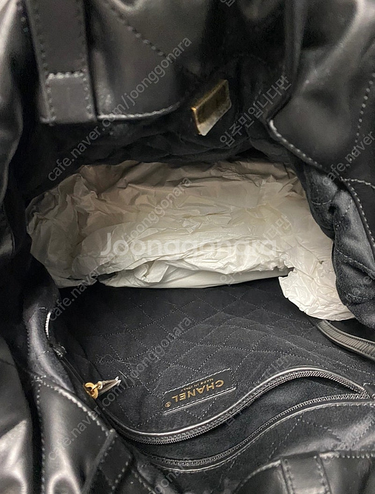 샤넬 22백팩 블랙--2